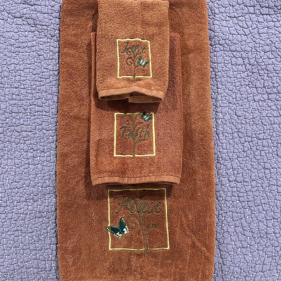 3 Towels Saturday Knight Cotton Love Faith Peace Auburn Butterflies Embroidered - Picture 1 of 14